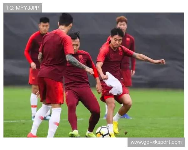 世界冠军深夜街头跑步,被粉丝认出直接围住 世界冠军深夜街头跑步,被粉丝认出直接围住