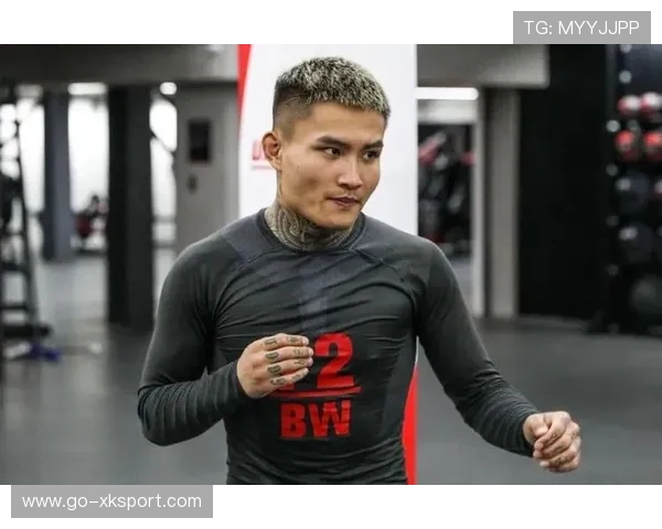 UFC队伍强化缠抱化解技术，防守稳定性提升