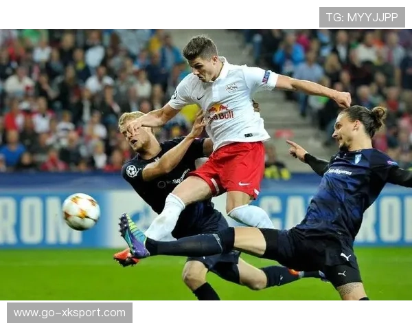 皇马外围进攻组合多样，对手难以预测